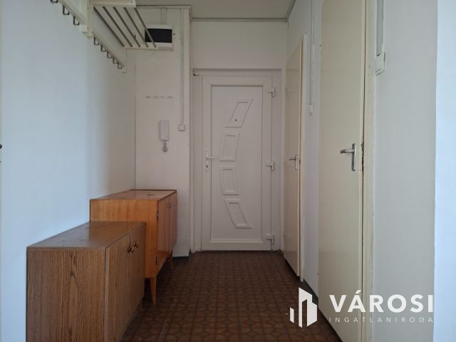 Azonnal költözhető lakás a Halle utcában