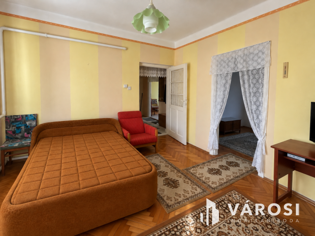 Debrecen-Józsa szép utcájában, családi ház eladó!